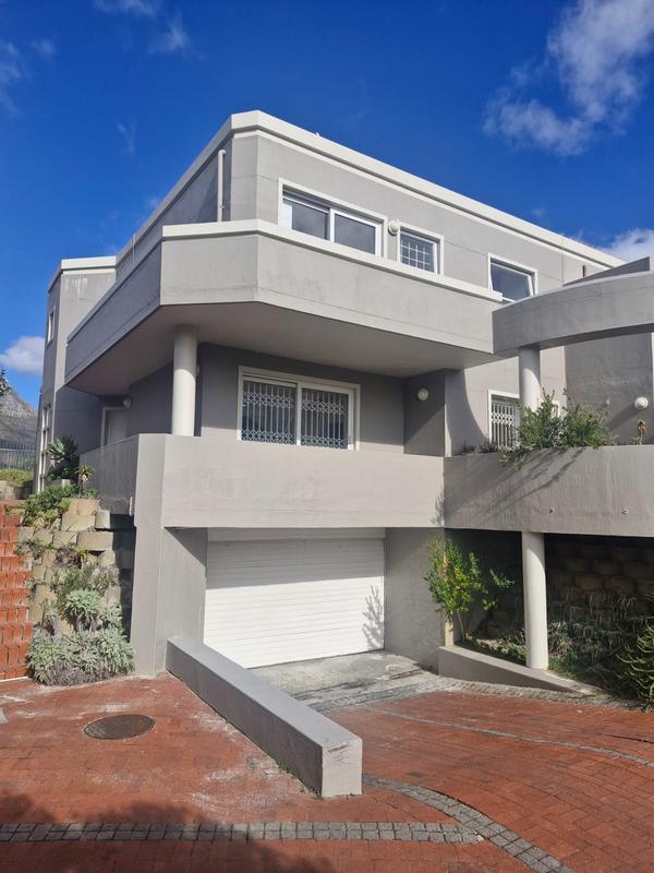 To Let 3 Bedroom Property for Rent in Hout Bay Western Cape